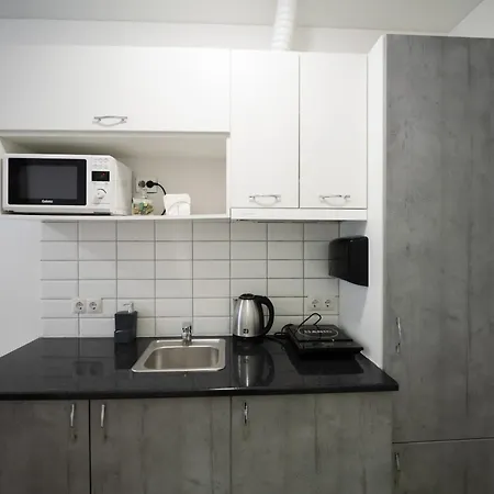 Apartment Myfreedom поруч із метро вокзальна *