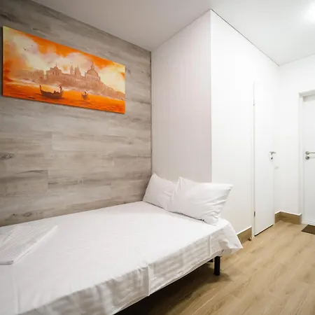 Apartment Myfreedom поруч із метро вокзальна *