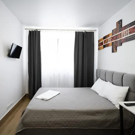 Apartment Myfreedom поруч із метро вокзальна *